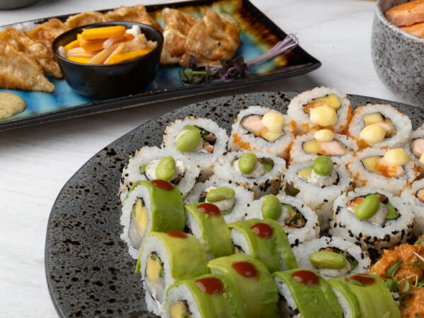 close-up-sushi-3